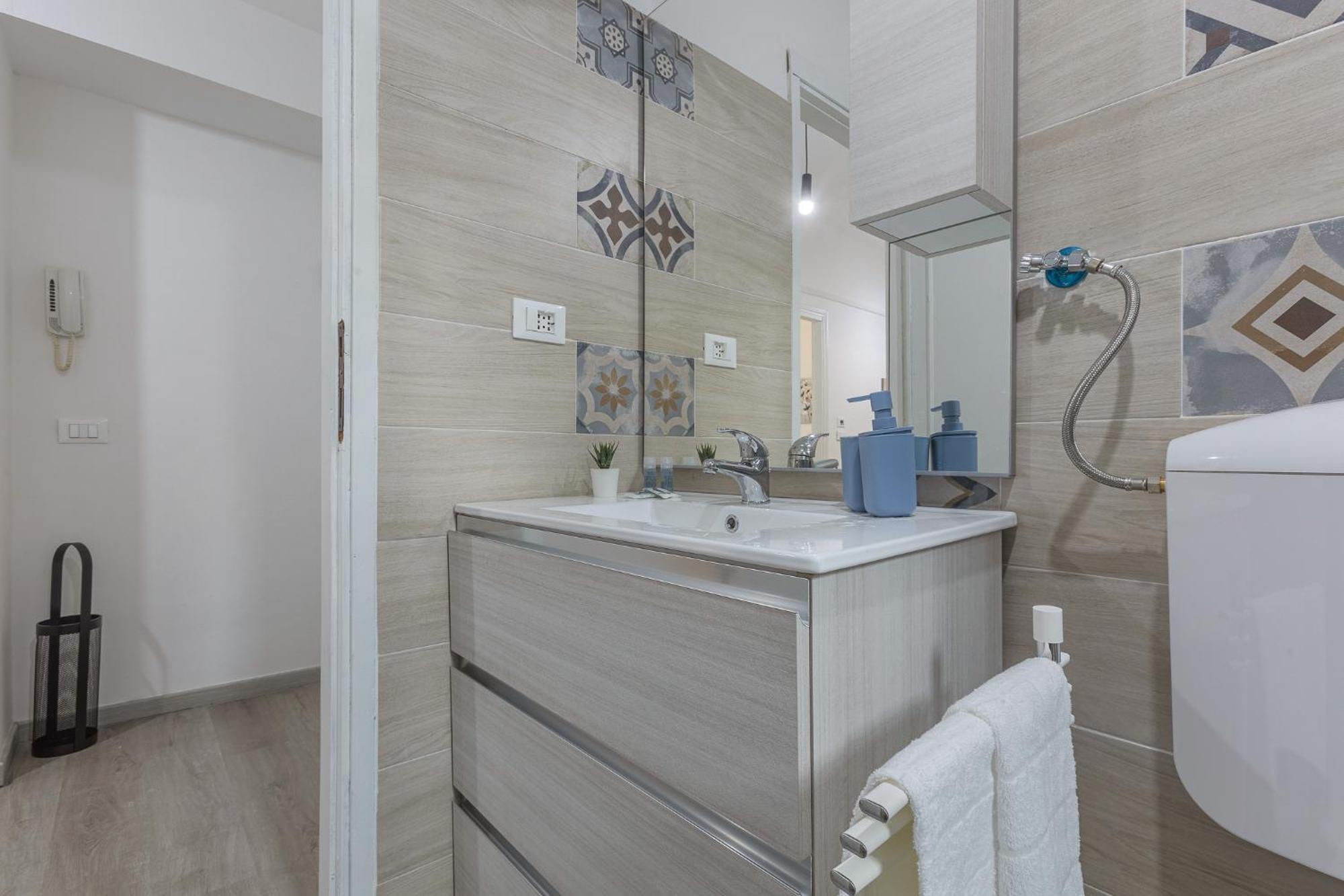 Matinum Central & Spacious Apartment Bolonha Exterior foto